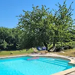 Rénové Avec Piscine Et Terrasse *