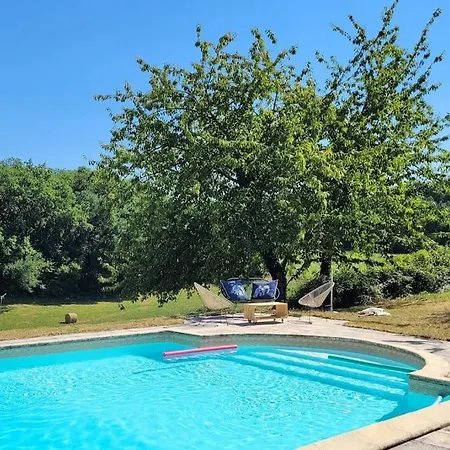 Renove Avec Piscine Et Terrasse *